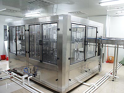 Water-Bottle-Filling-Equipment